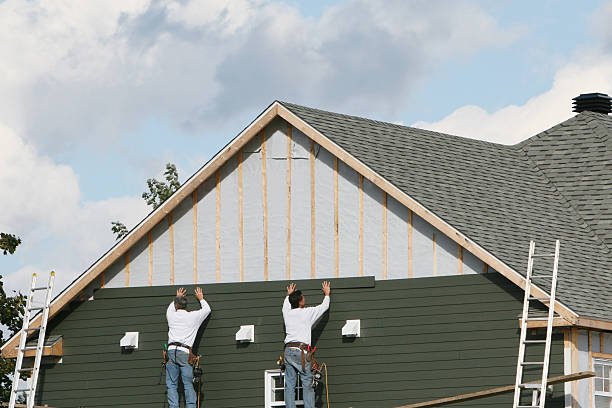 Professional Siding technician working in Timberlake, NC
